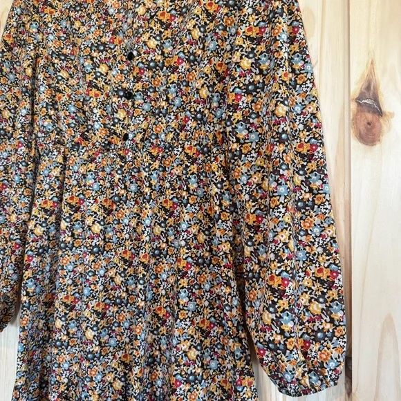 Bohemian Floral Long Sleeve Maxi Dress - Picture 9 of 10